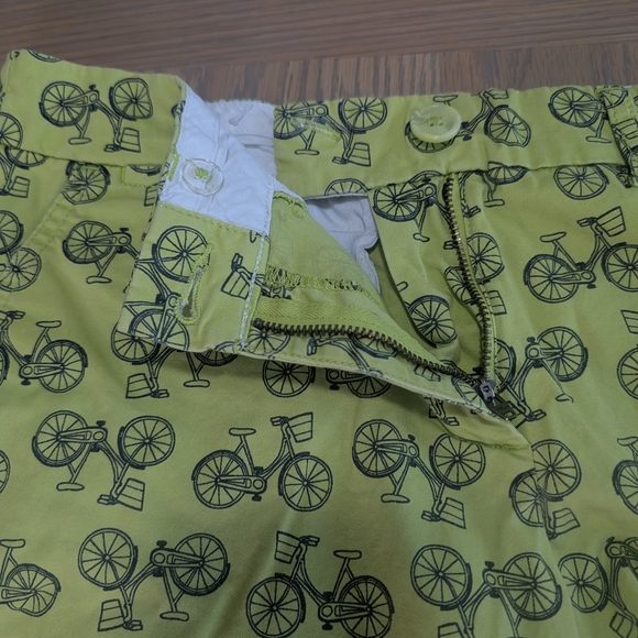 Crown & Ivy Lime Green Chino Shorts Size 8 - Picture 4 of 8